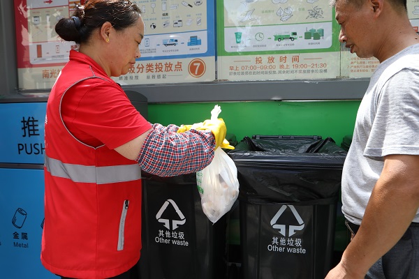 城市生活麻豆AV女优在线观看資質